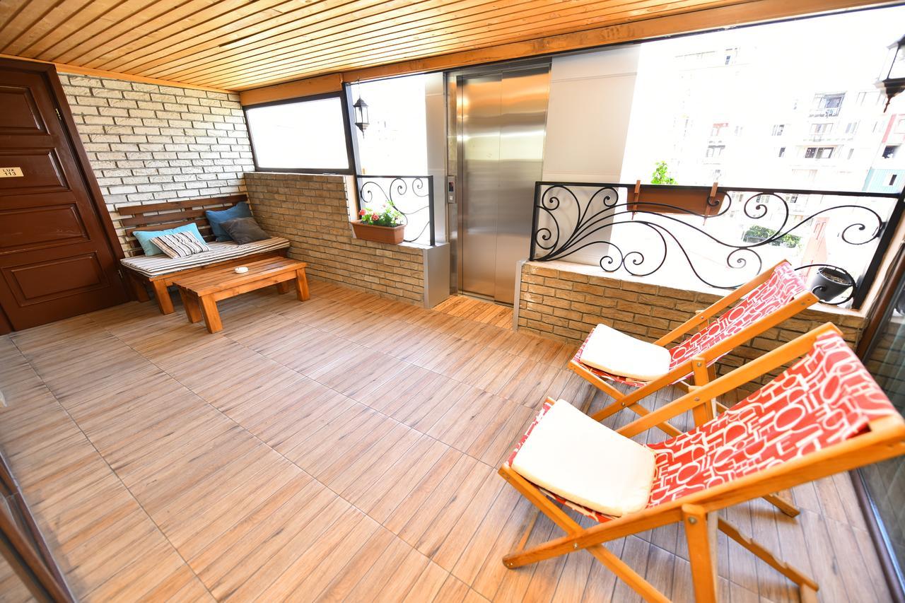 Hotel Phaliashvili Batumi Exterior photo